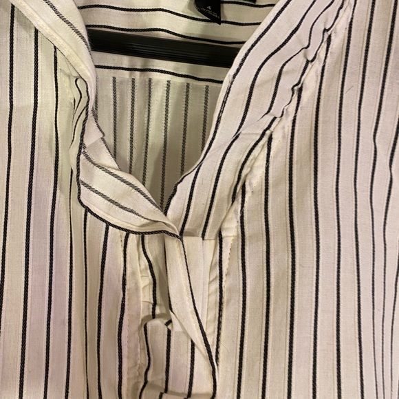 Banana Republic Striped Sleeveless Blouse - Picture 8 of 9